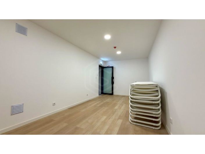 Image No.35-3 Bed Apartment for sale