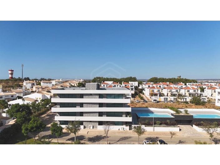 Image No.43-3 Bed Apartment for sale