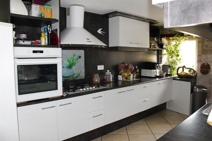 Image No.14-5 Bed House for sale