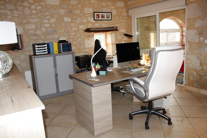 Image No.21-5 Bed House for sale