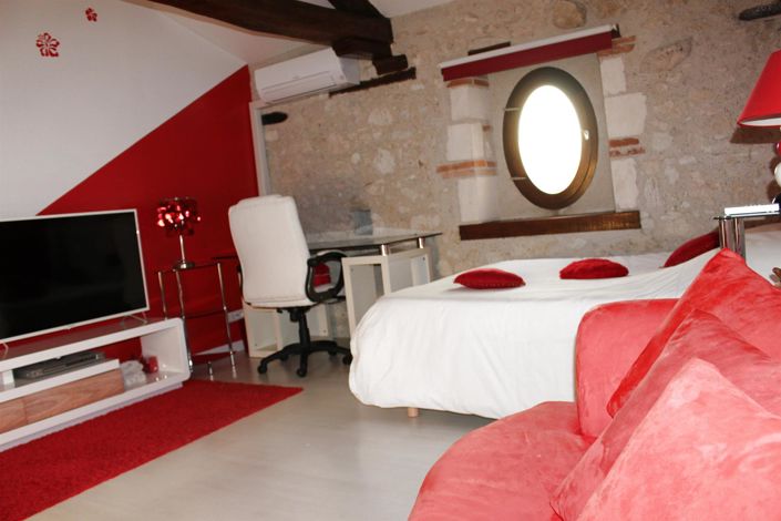 Image No.26-5 Bed House for sale