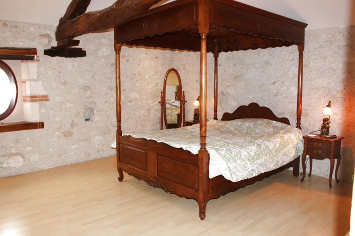 Image No.31-5 Bed House for sale