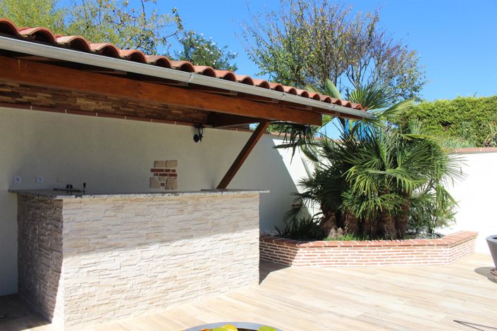 Image No.40-5 Bed House for sale