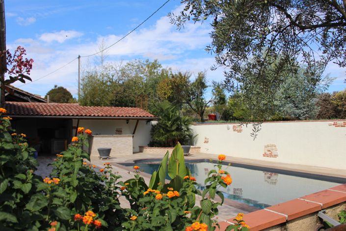 Image No.43-5 Bed House for sale