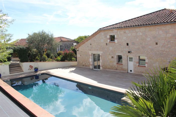 Image No.45-5 Bed House for sale