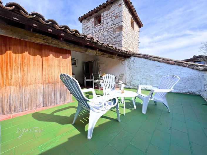 Image No.21-5 Bed House for sale