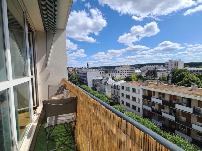 Image No.1-4 Bed Apartment for sale