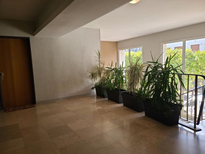 Image No.12-4 Bed Apartment for sale