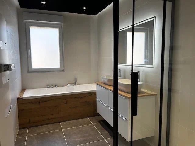 Image No.6-House for sale