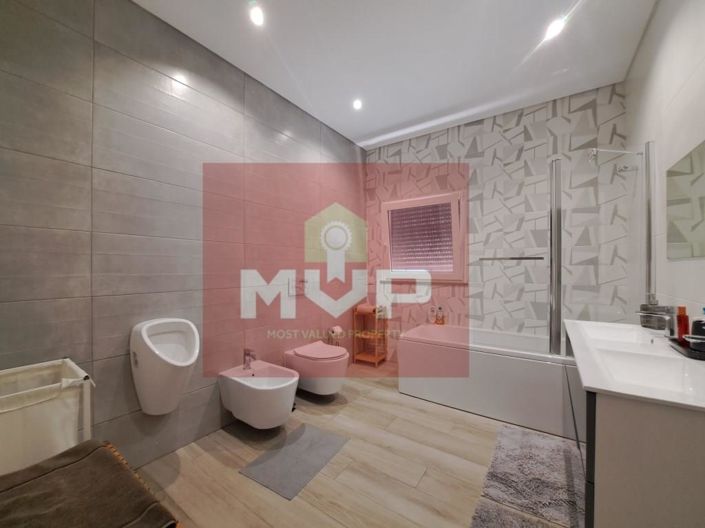 Image No.23-Maison de 5 chambres à vendre à Faro City