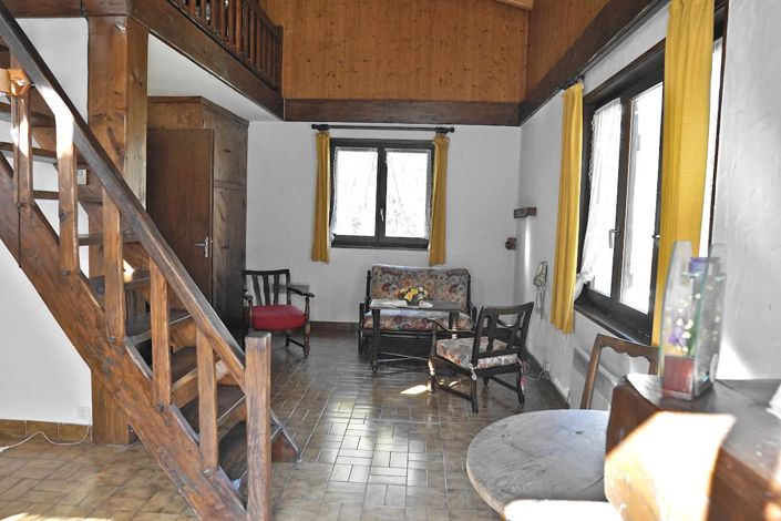 Image No.10-2 Bed House for sale