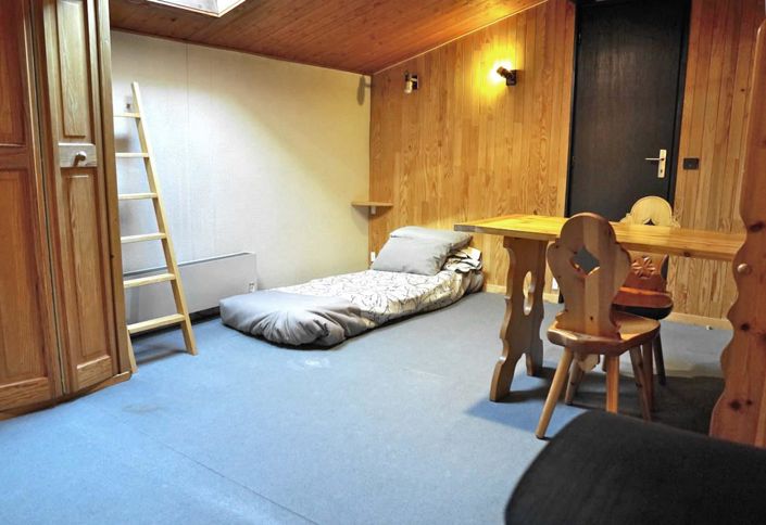 Image No.6-Apartment for sale