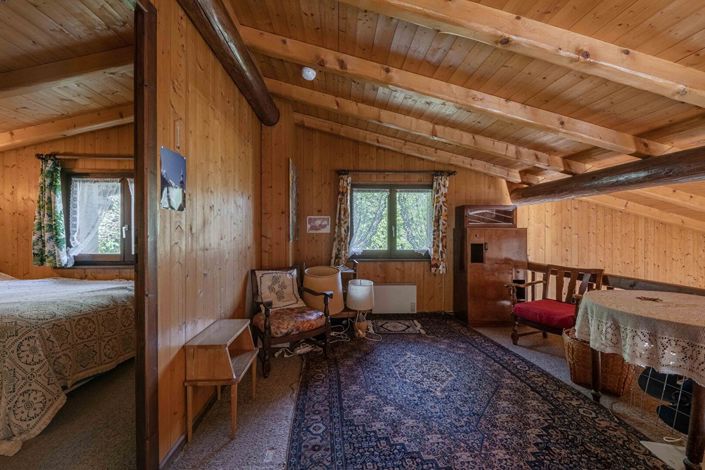 Image No.8-2 Bed House for sale