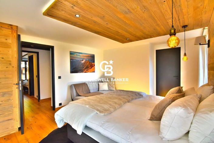 Image No.16-8 Bed House for sale