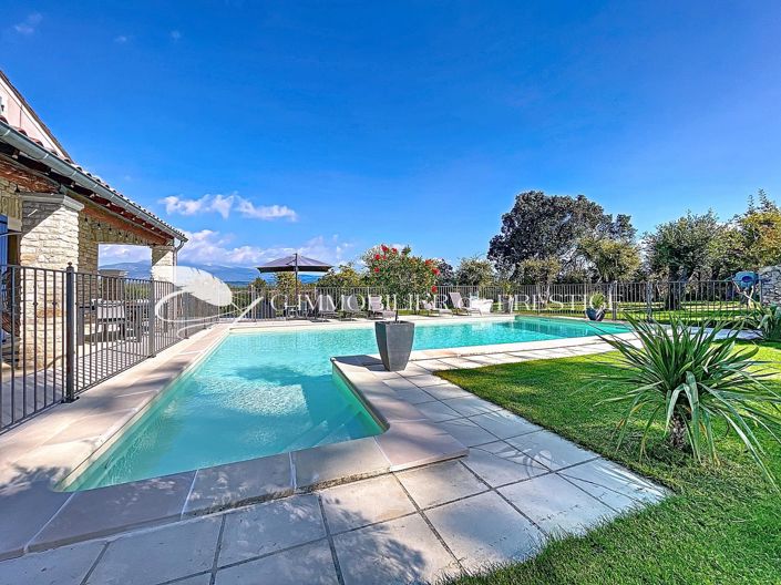 Image No.10-4 Bed House for sale