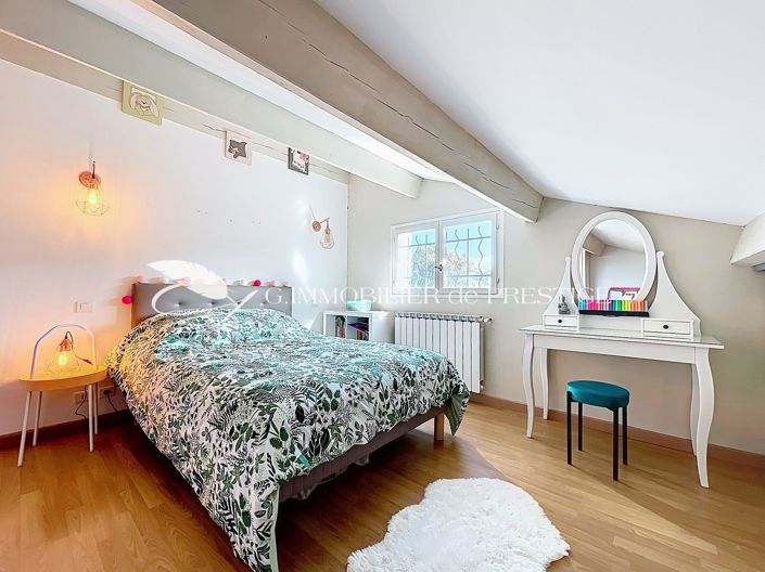 Image No.11-4 Bed House for sale