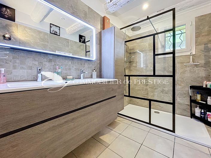 Image No.12-4 Bed House for sale