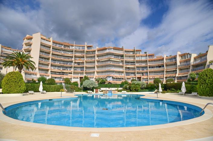 Image No.12-2 Bed Apartment for sale