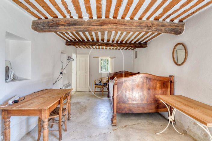 Image No.5-Maison de 4 chambres à vendre à Gordes