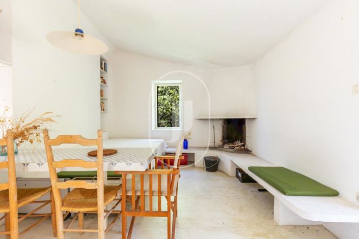 Image No.9-4 Bed House for sale