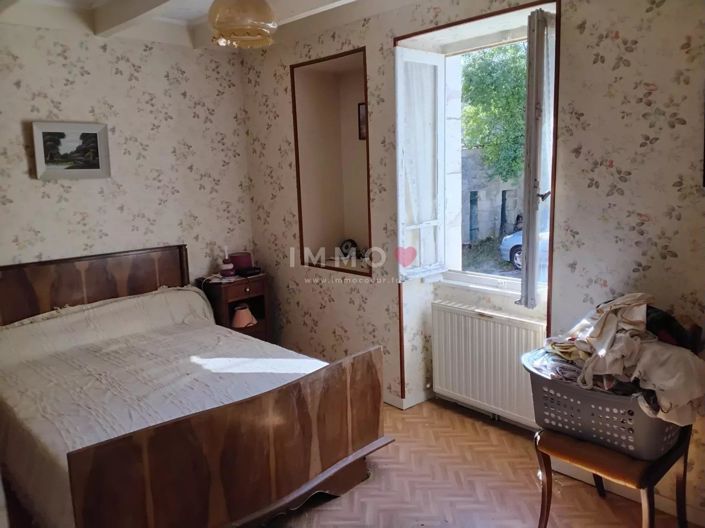 Image No.7-3 Bed House for sale