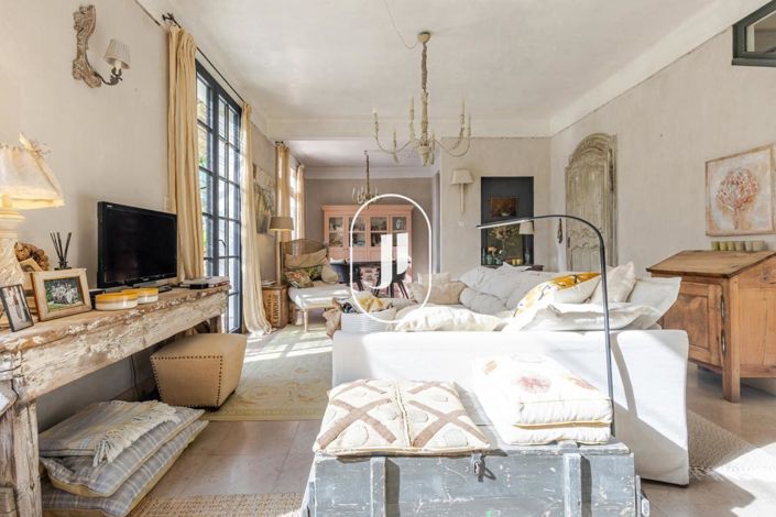 Image No.3-4 Bed House for sale