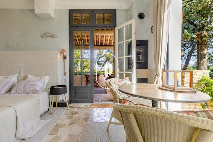 Image No.8-4 Bed House for sale