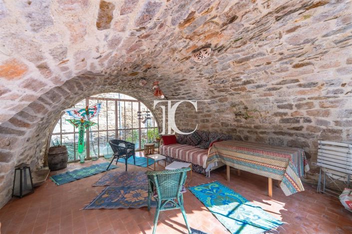 Image No.15-4 Bed House for sale