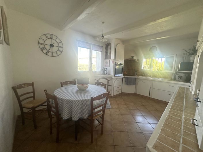 Image No.10-3 Bed House for sale