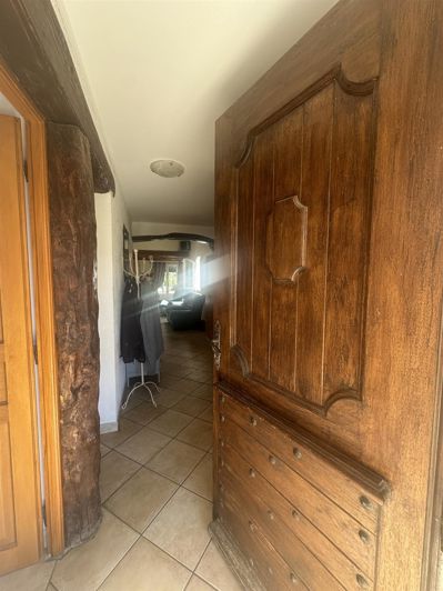 Image No.19-3 Bed House for sale