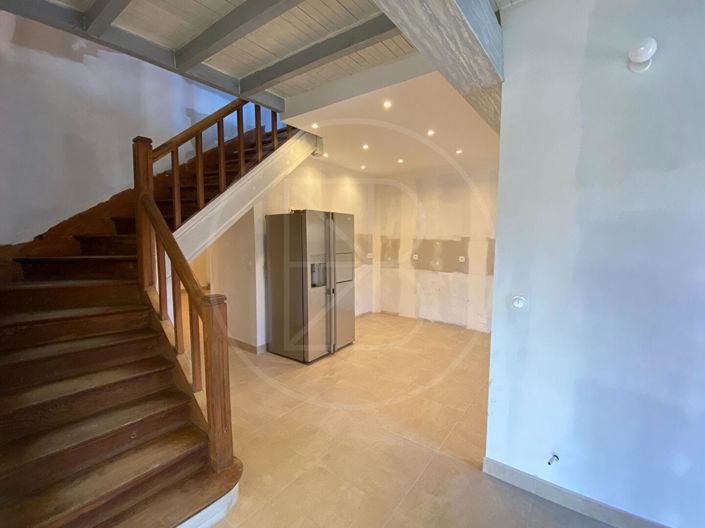 Image No.5-4 Bed House for sale