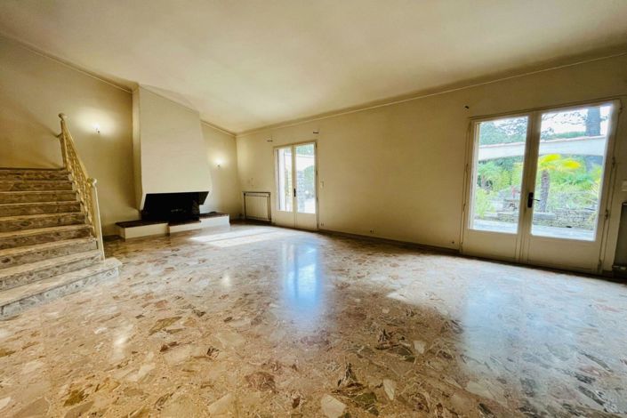 Image No.11-4 Bed House for sale