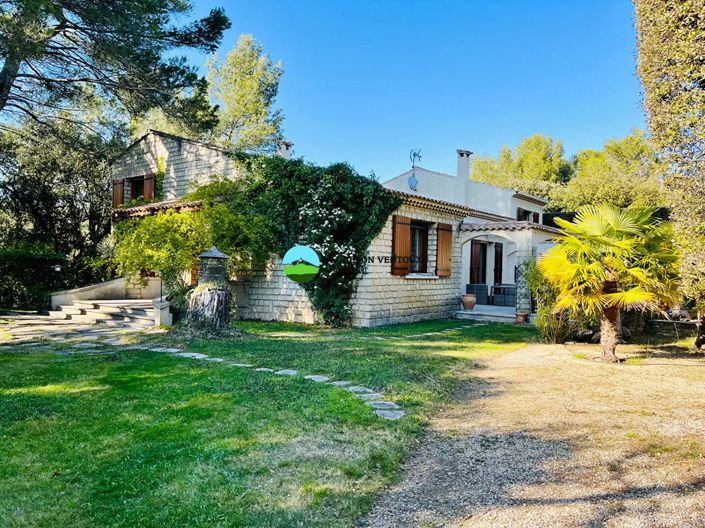 Image No.2-4 Bed House for sale