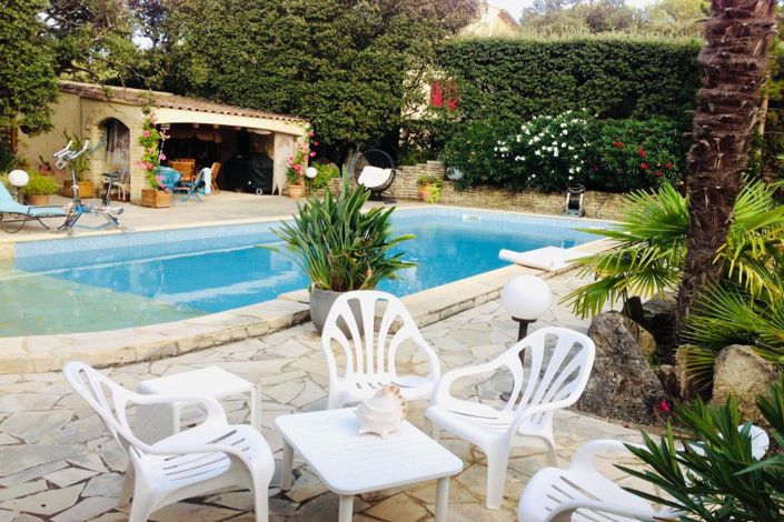 Image No.3-4 Bed House for sale