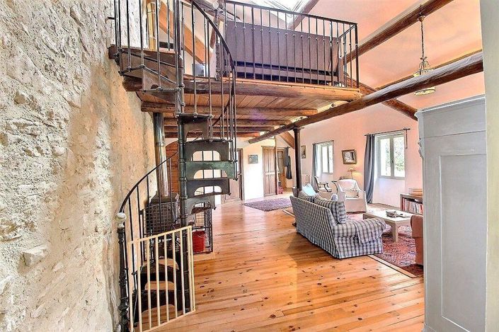 Image No.7-6 Bed Property for sale