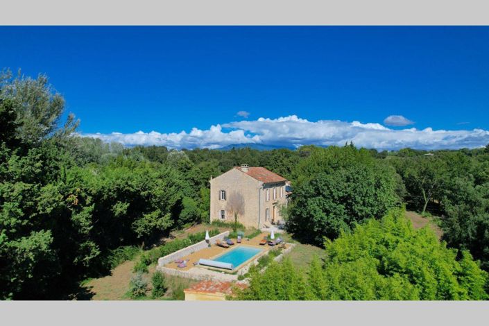Image No.1-4 Bed House for sale