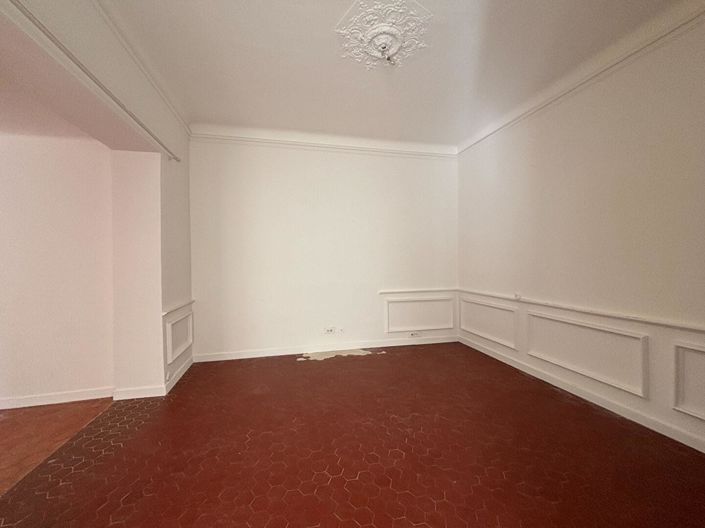 Image No.10-3 Bed Apartment for sale