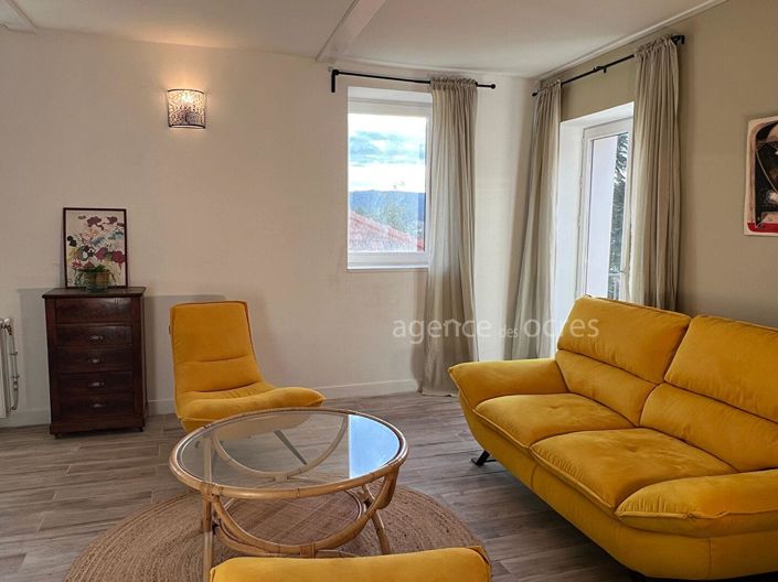 Image No.2-Maison de 2 chambres à vendre à Rustrel