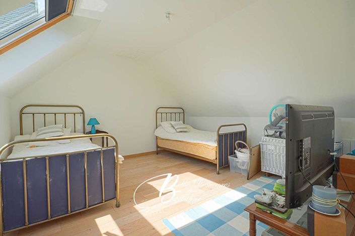 Image No.16-6 Bed House for sale