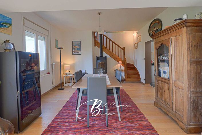 Image No.6-6 Bed House for sale