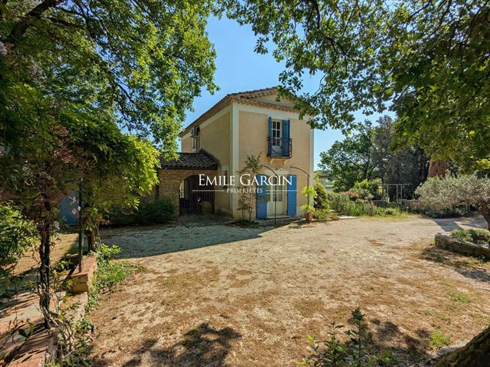 Image No.1-4 Bed House for sale