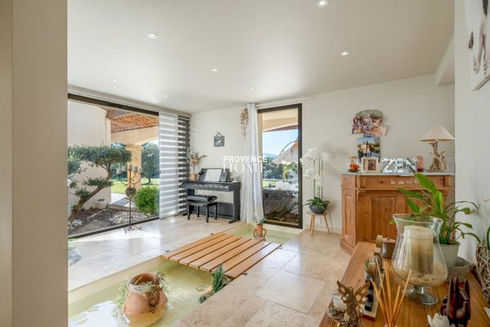 Image No.7-4 Bed House for sale