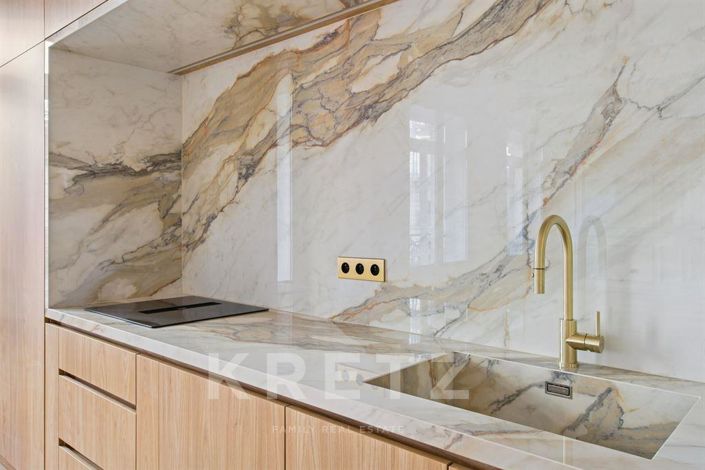 Image No.2-Appartement de 2 chambres à vendre à Paris