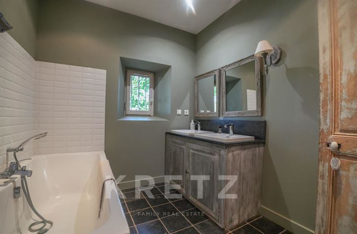 Image No.13-6 Bed House for sale