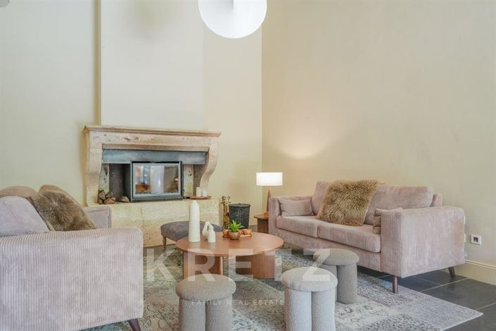 Image No.5-6 Bed House for sale