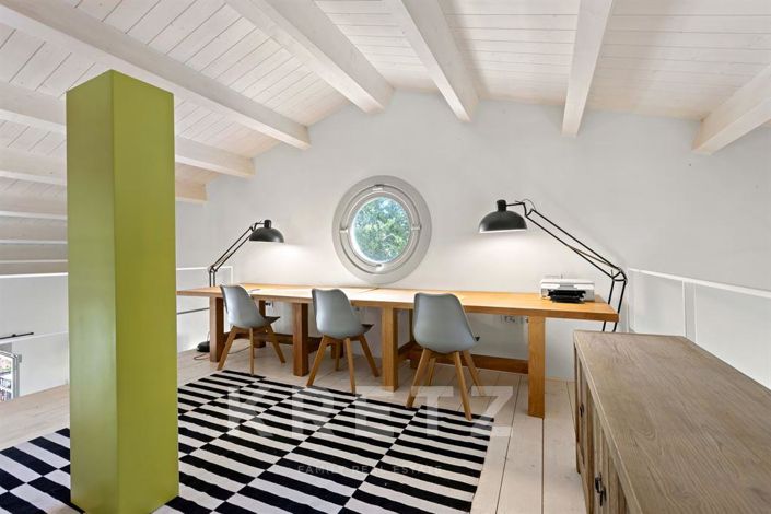 Image No.19-5 Bed House for sale