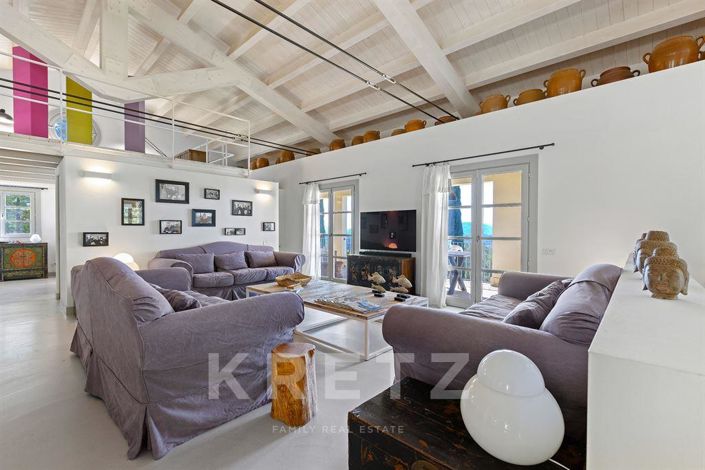 Image No.6-5 Bed House for sale