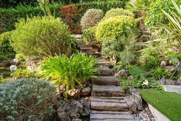 Image No.3-Appartement de 2 chambres à vendre à Cannes