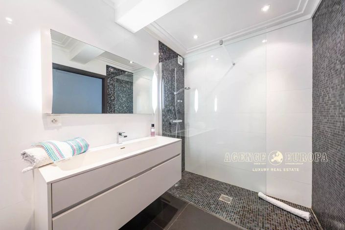 Image No.9-Appartement de 2 chambres à vendre à Cannes