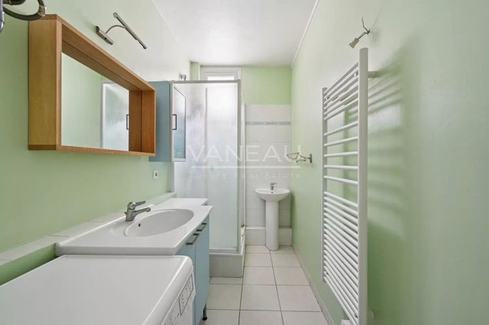 Image No.10-1 Bed Apartment for sale